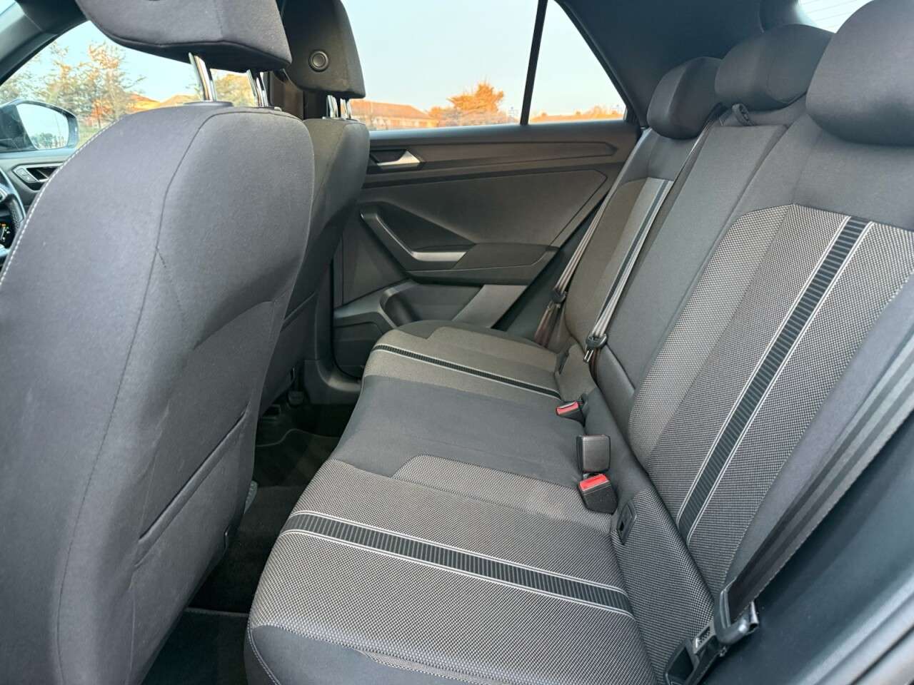 2021 VOLKSWAGEN T-ROC 2021 VOLKSWAGEN T-ROC