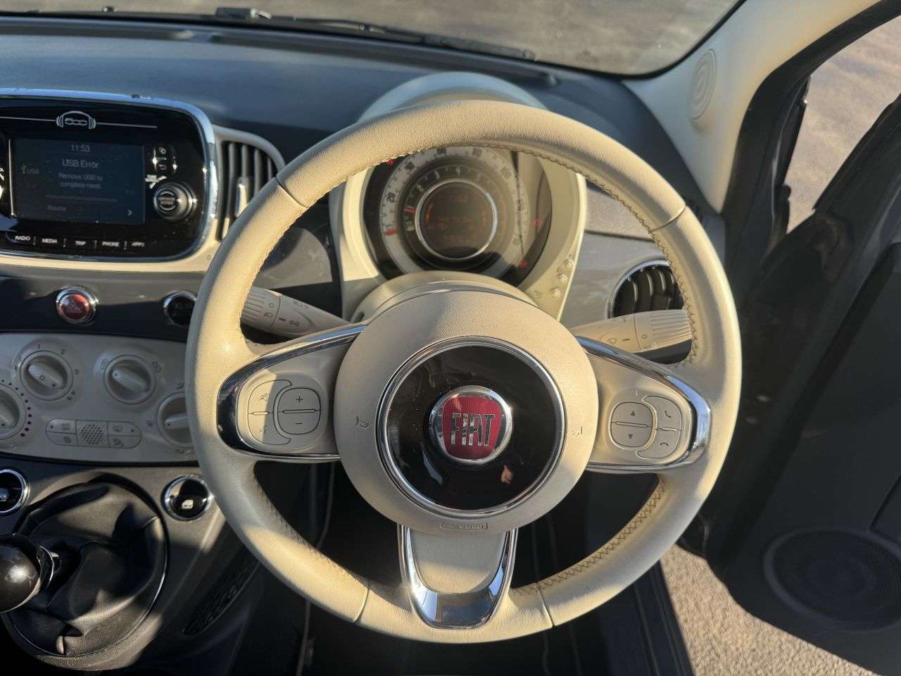 2016 FIAT 500 2016 FIAT 500