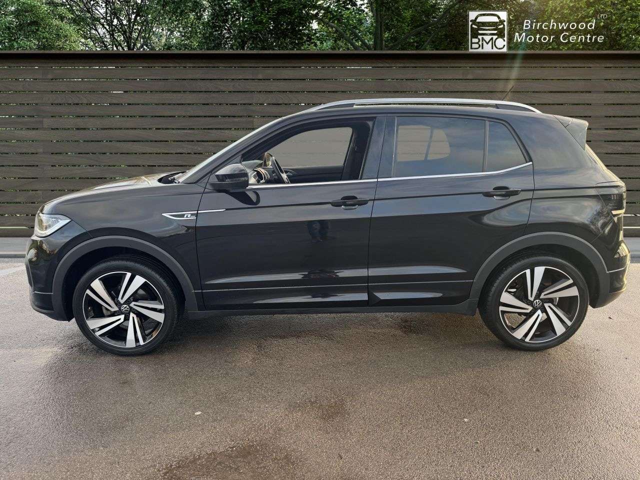 A 2023 VOLKSWAGEN T-CROSS 1.5 TSI EVO R-Line SUV 5dr Petrol DSG Euro 6 (s/s) (150 ps) FULL SERVICE HI A 2023 VOLKSWAGEN T-CROSS 1.5 TSI EVO R-Line SUV 5dr Petrol DSG Euro 6 (s/s) (150 ps) FULL SERVICE HI