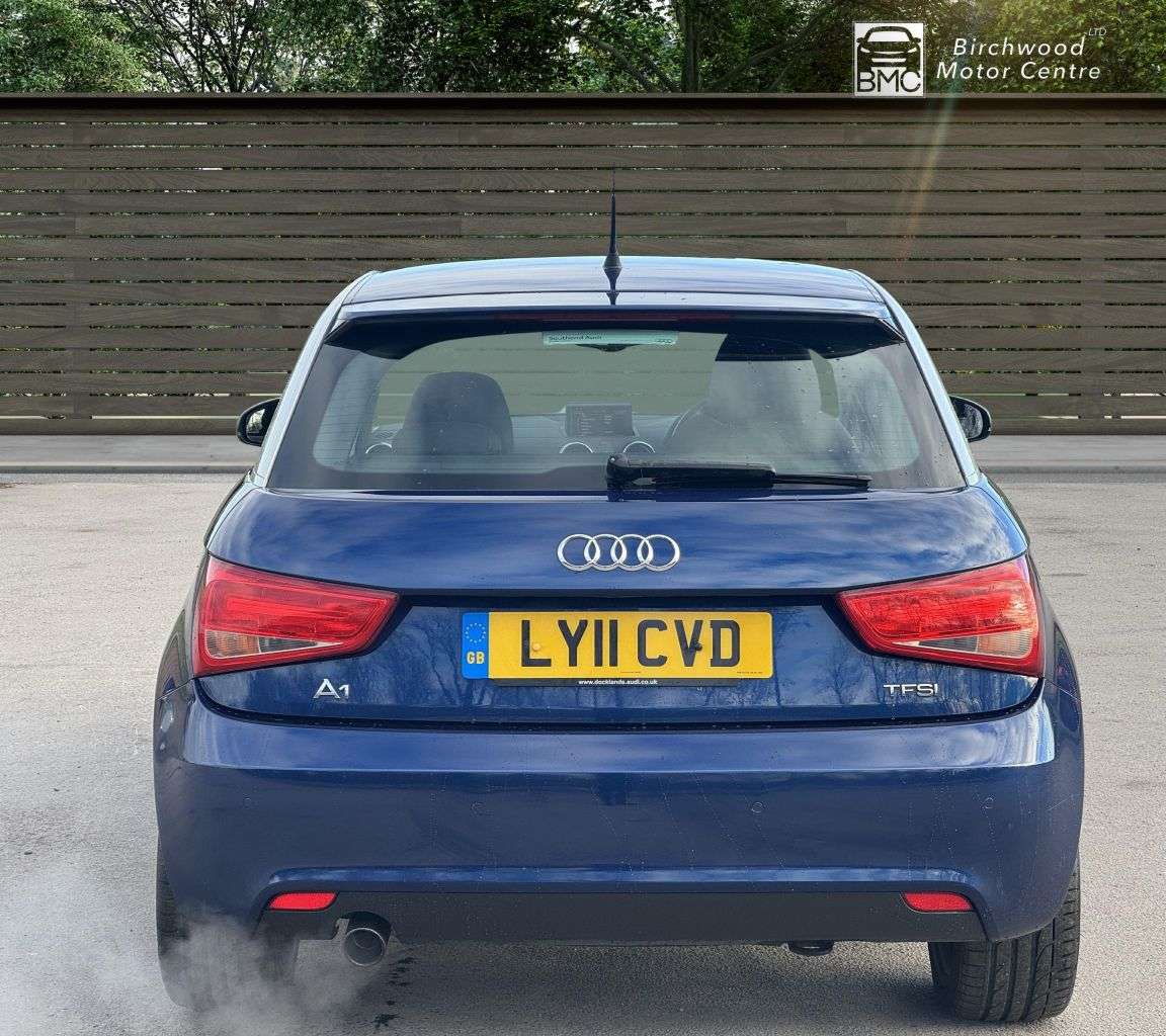 2011 AUDI A1 2011 AUDI A1