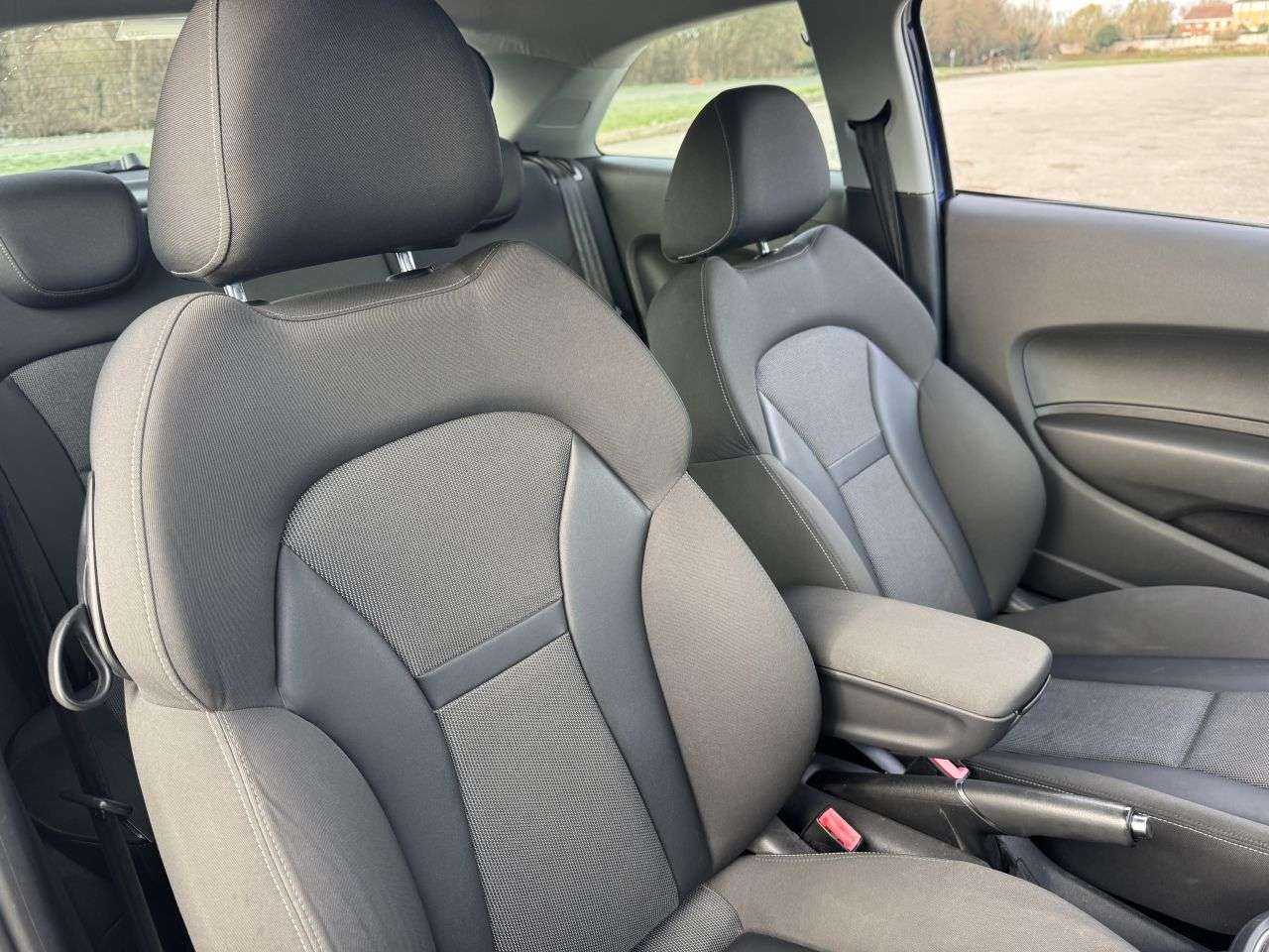 2011 AUDI A1 2011 AUDI A1