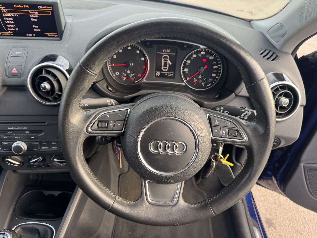 2011 AUDI A1 2011 AUDI A1