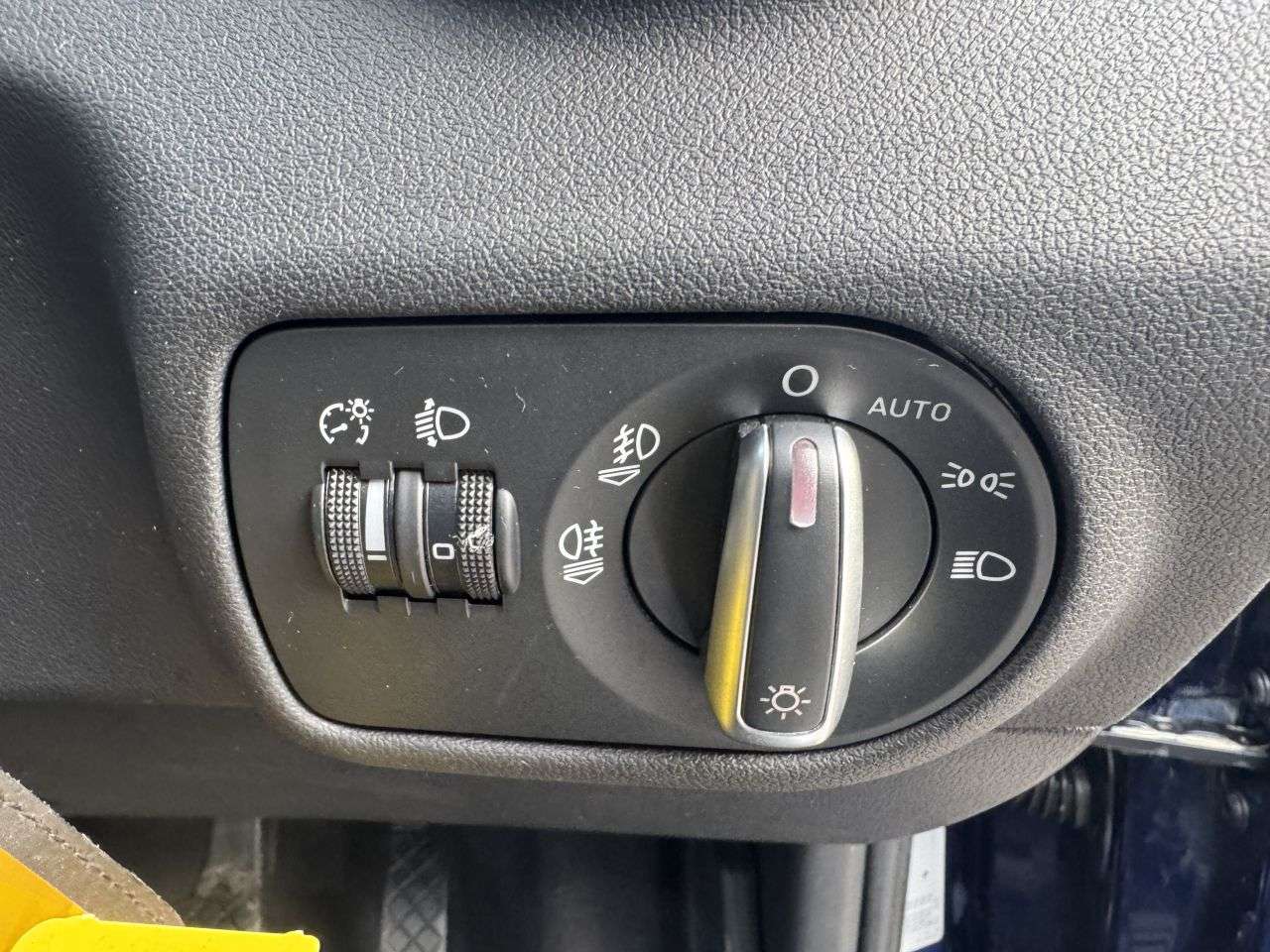 2011 AUDI A1 2011 AUDI A1