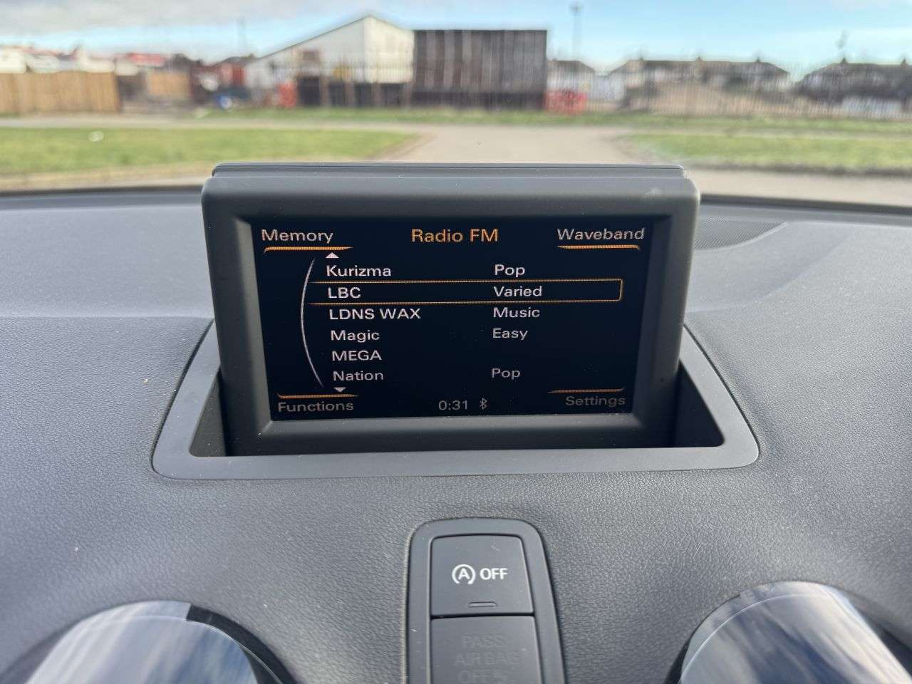 2011 AUDI A1 2011 AUDI A1