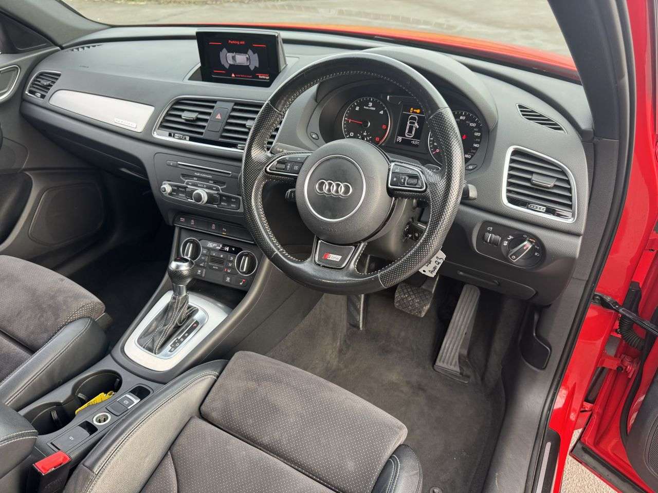 2016 AUDI Q3 2016 AUDI Q3