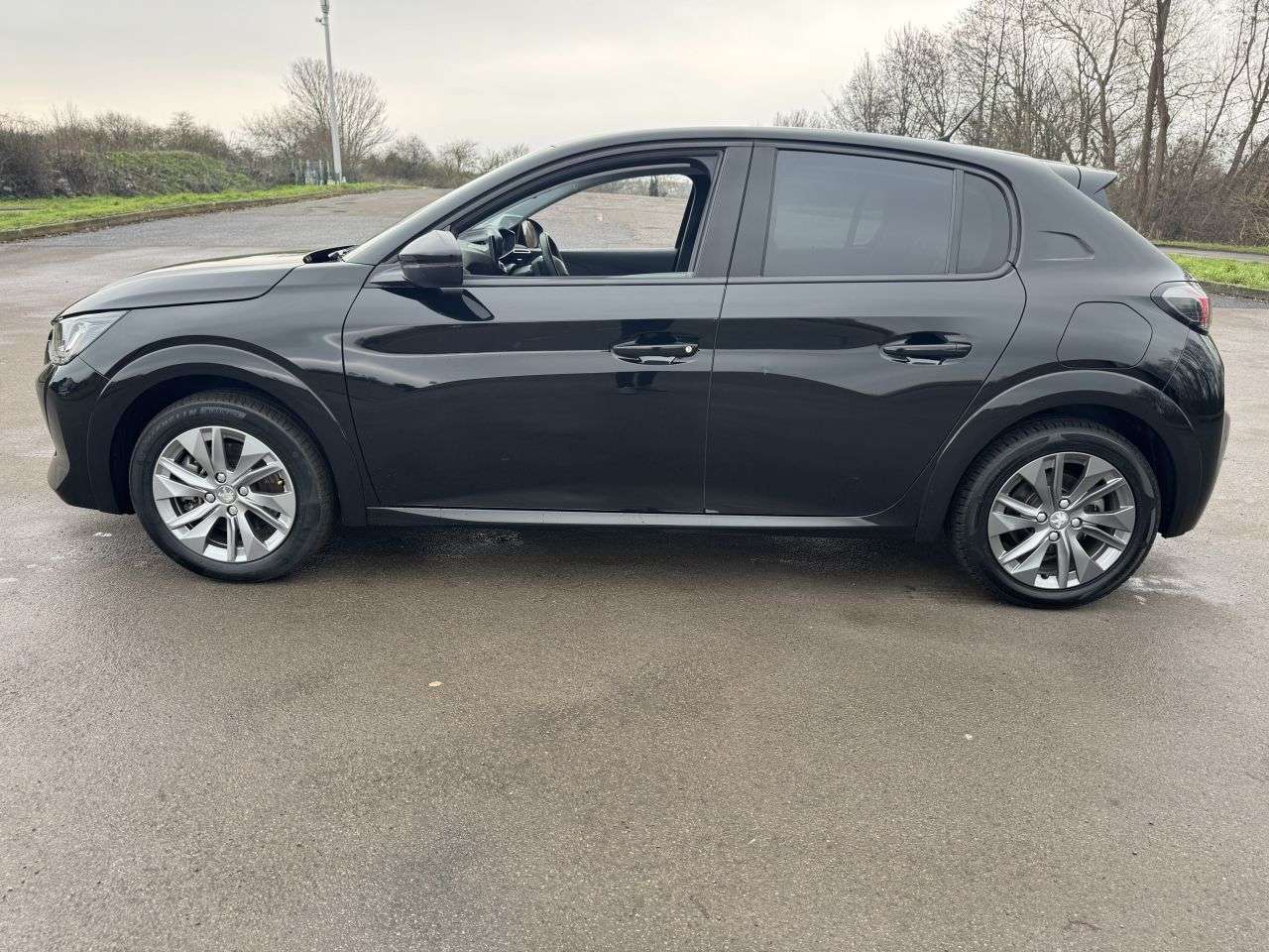 2022 PEUGEOT E-208 2022 PEUGEOT E-208