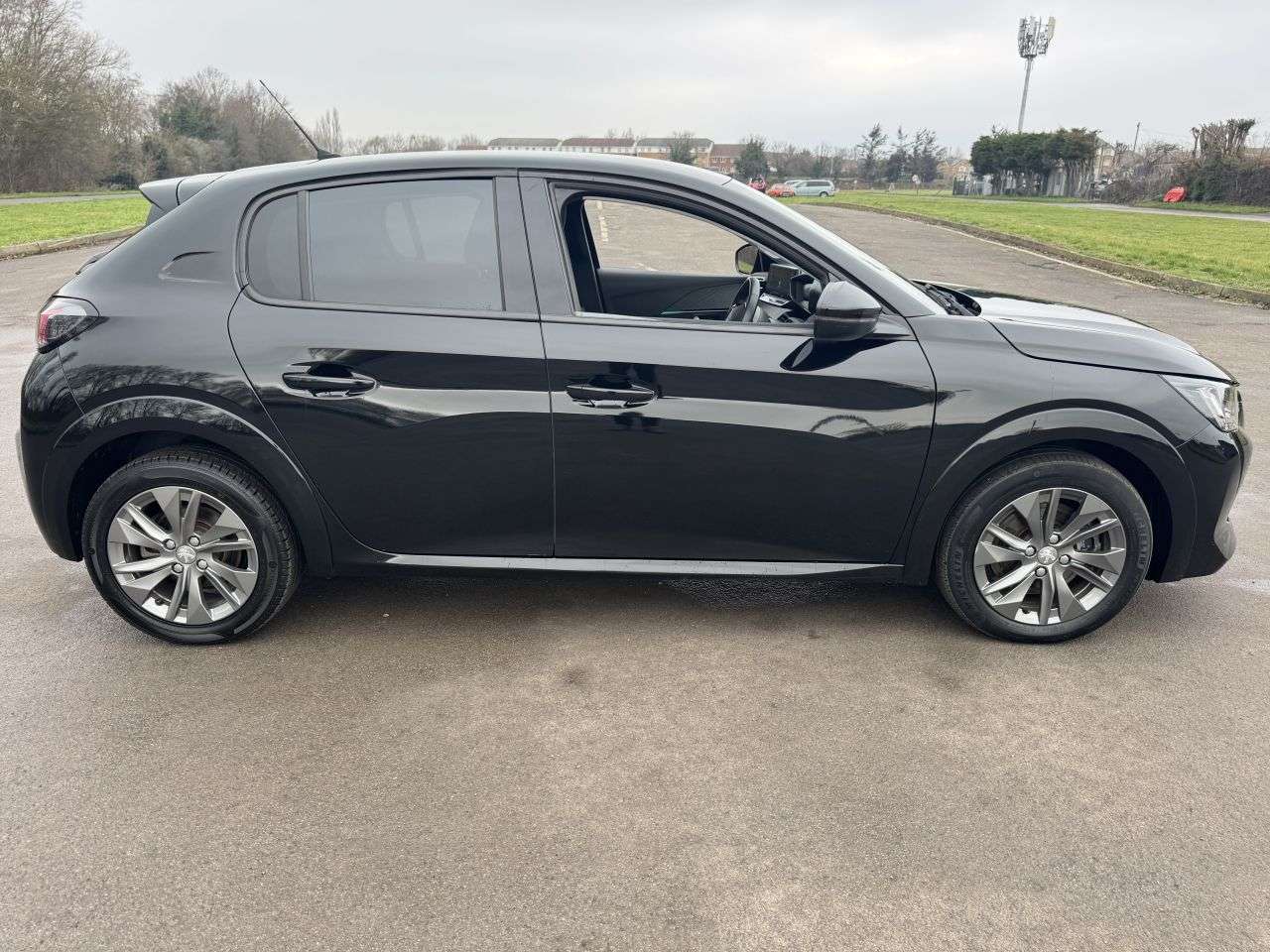 2022 PEUGEOT E-208 2022 PEUGEOT E-208