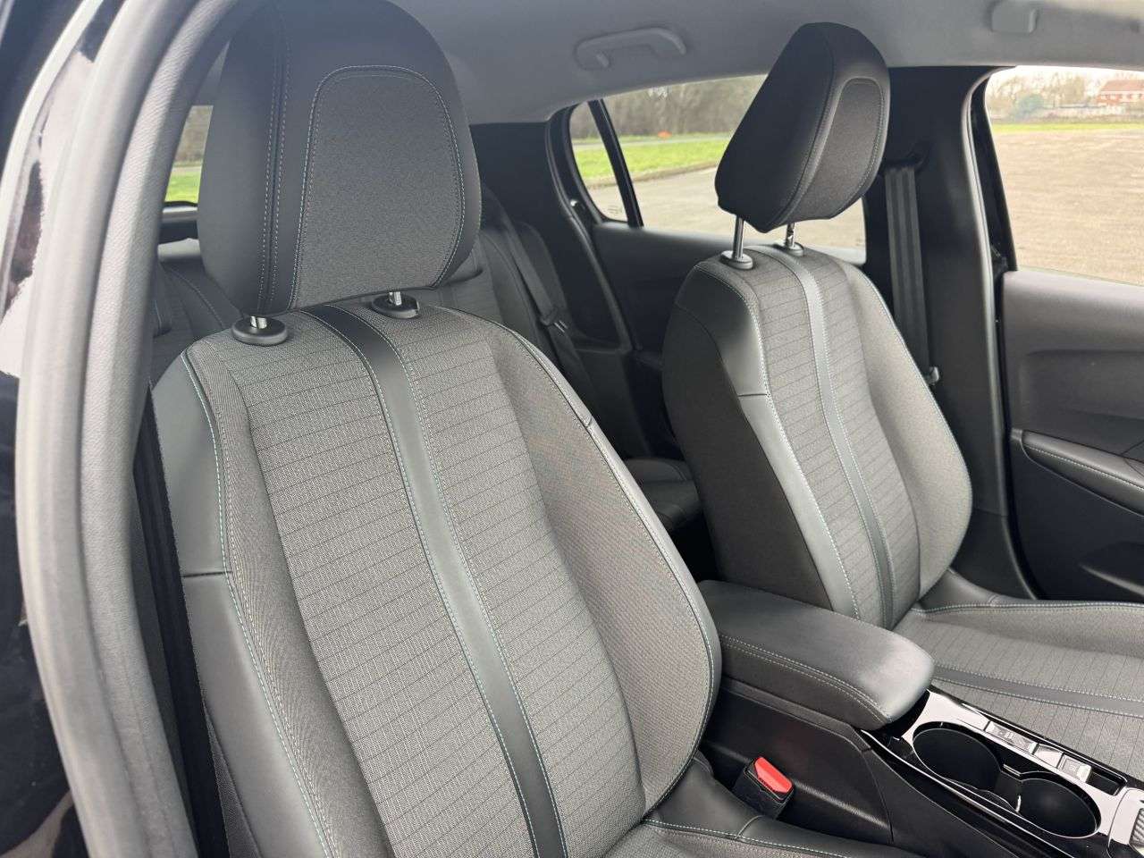 2022 PEUGEOT E-208 2022 PEUGEOT E-208