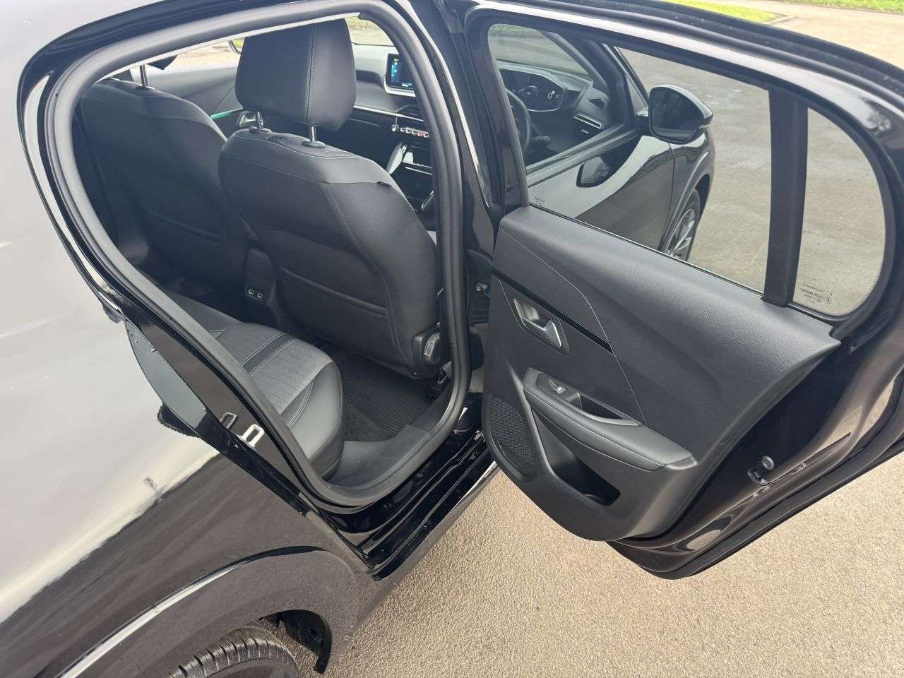 2022 PEUGEOT E-208 2022 PEUGEOT E-208