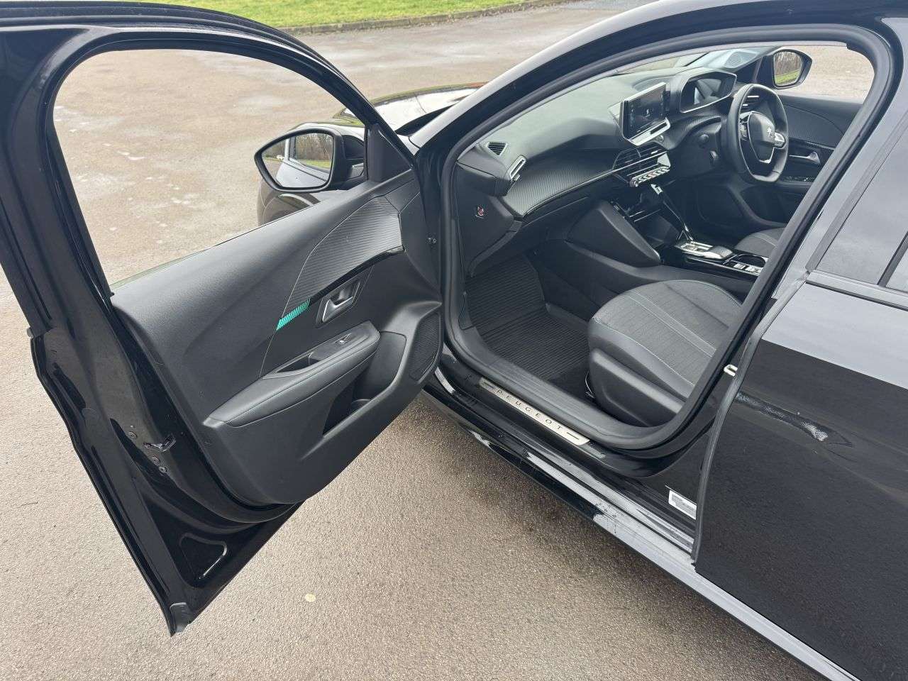 2022 PEUGEOT E-208 2022 PEUGEOT E-208