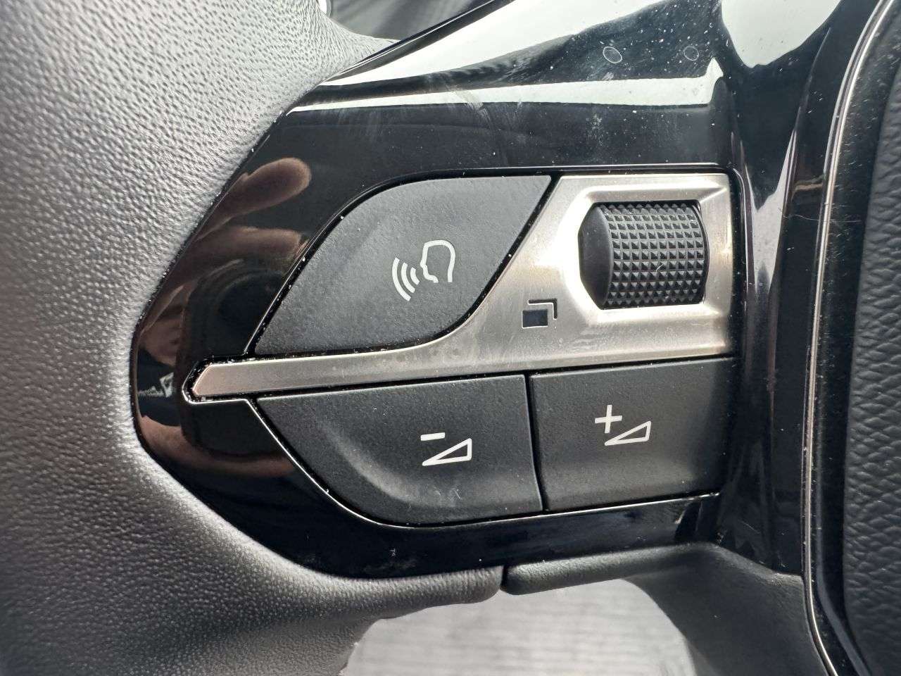 2022 PEUGEOT E-208 2022 PEUGEOT E-208