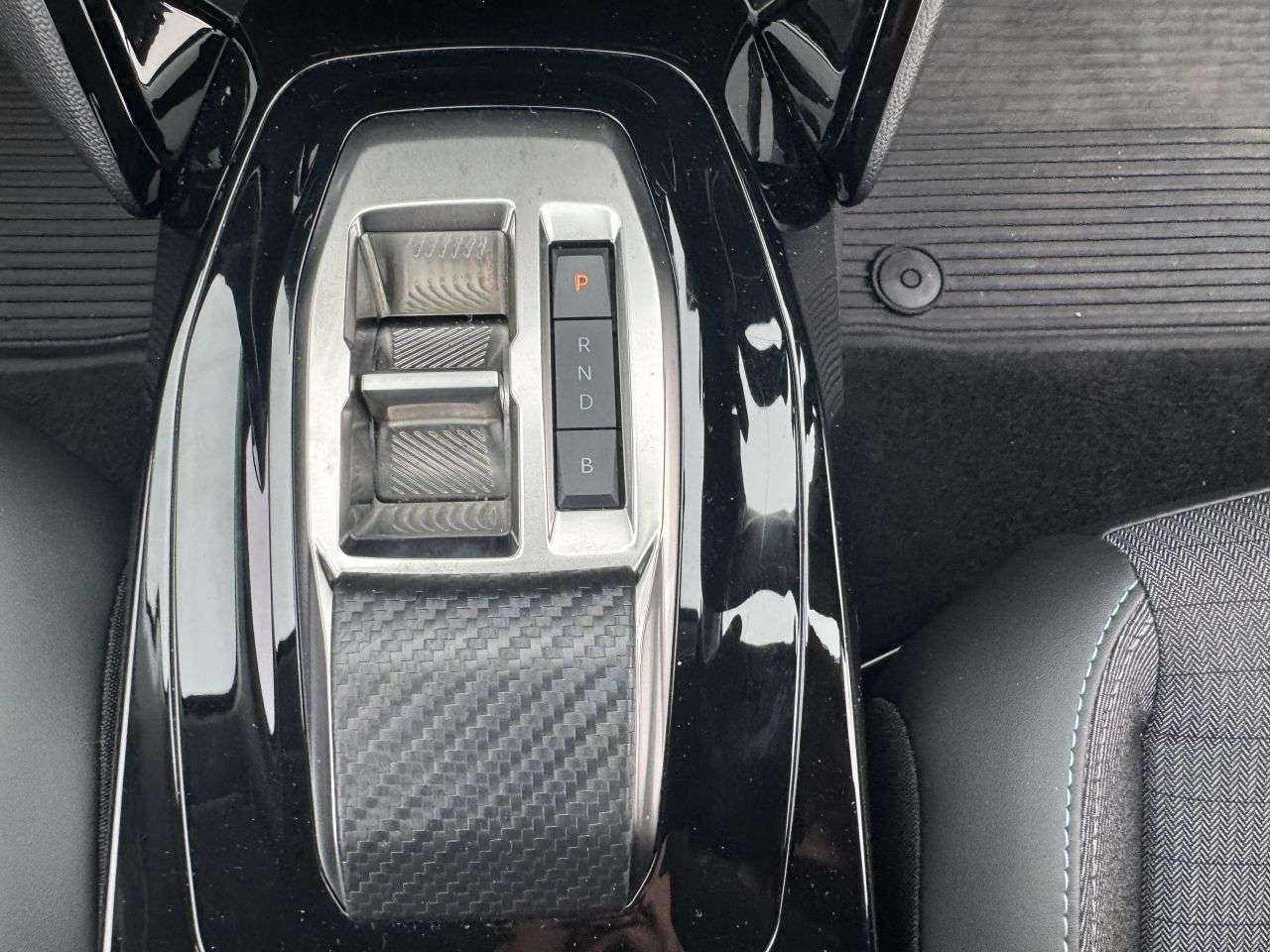 2022 PEUGEOT E-208 2022 PEUGEOT E-208