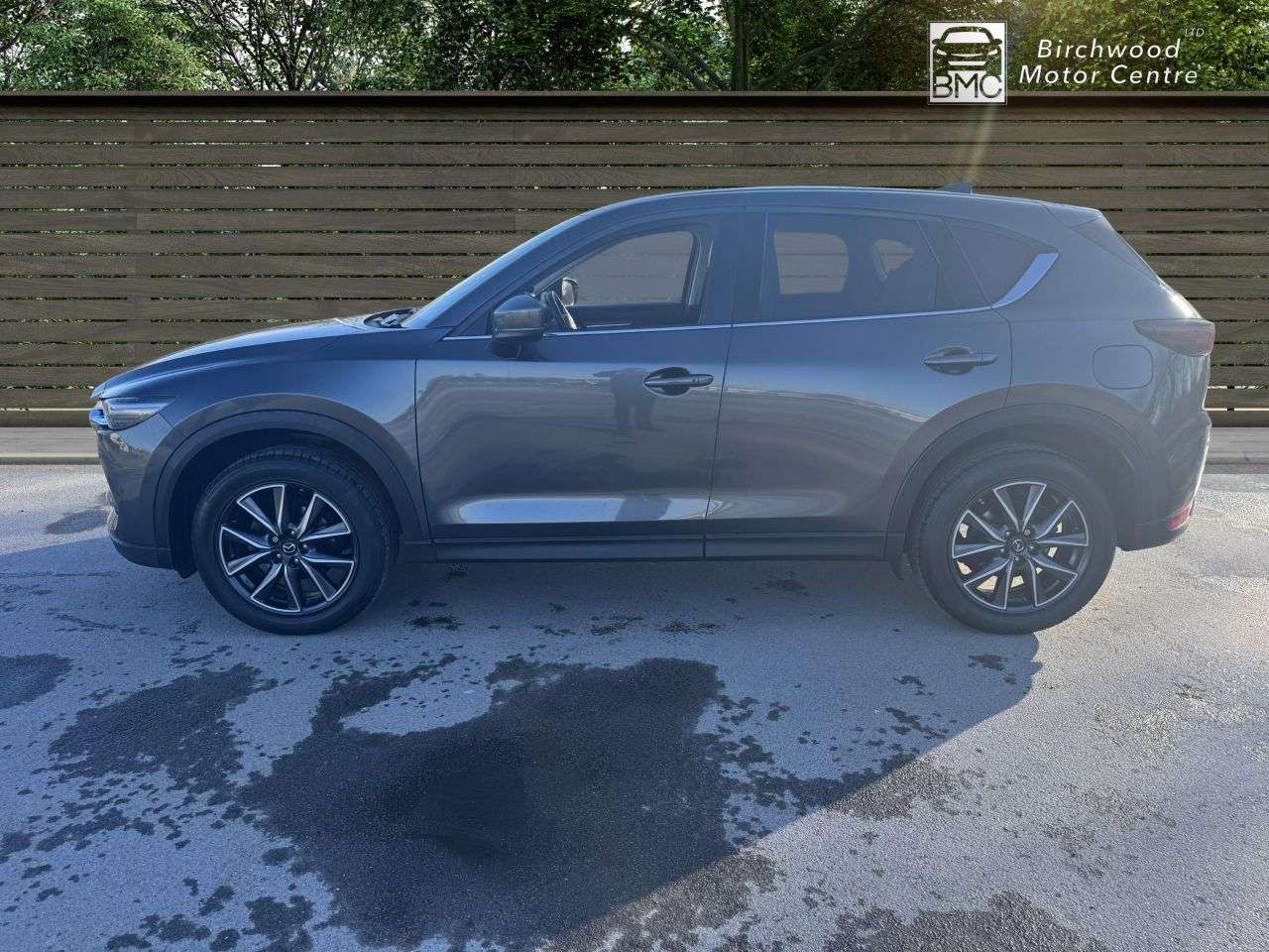 A 2017 MAZDA CX-5 2.2 SKYACTIV-D Sport Nav SUV 5dr Diesel Auto 4WD Euro 6 (s/s) (175 ps) FULL A 2017 MAZDA CX-5 2.2 SKYACTIV-D Sport Nav SUV 5dr Diesel Auto 4WD Euro 6 (s/s) (175 ps) FULL