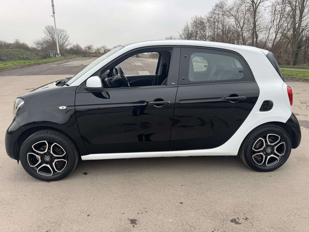 2015 SMART FORFOUR 2015 SMART FORFOUR