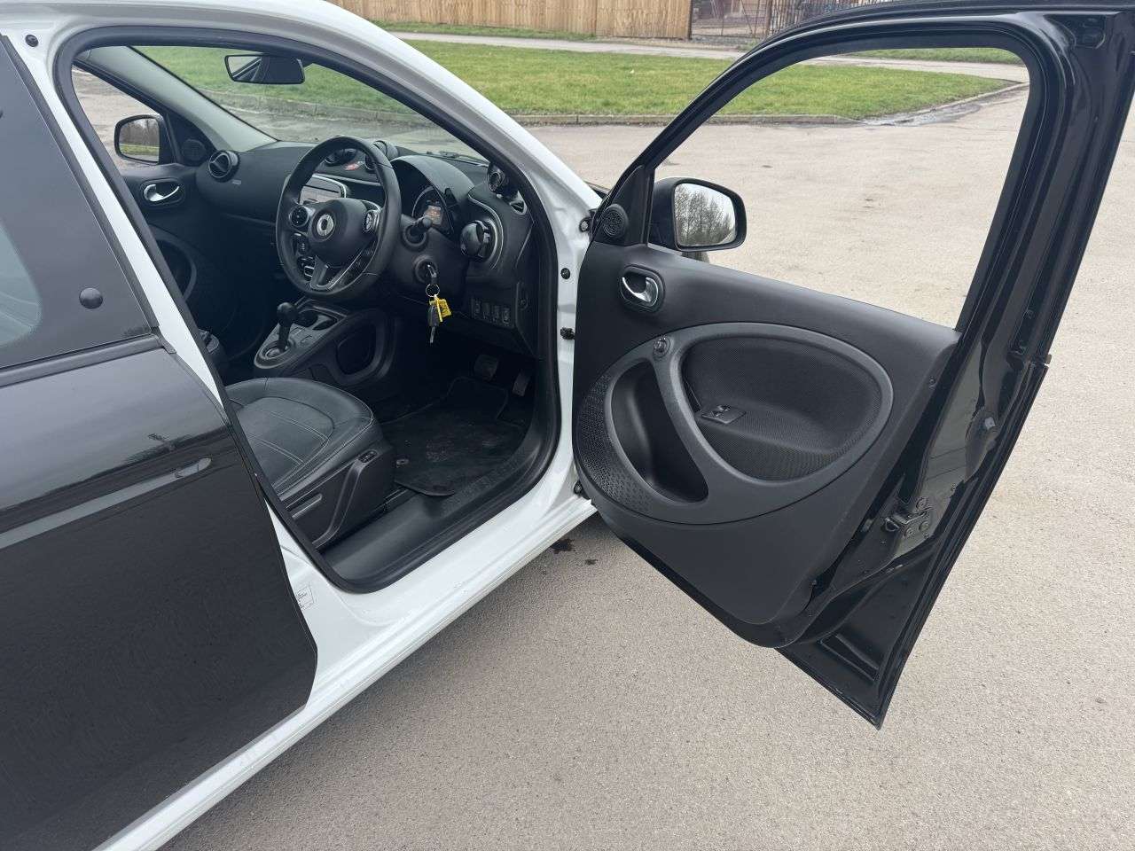 2015 SMART FORFOUR 2015 SMART FORFOUR