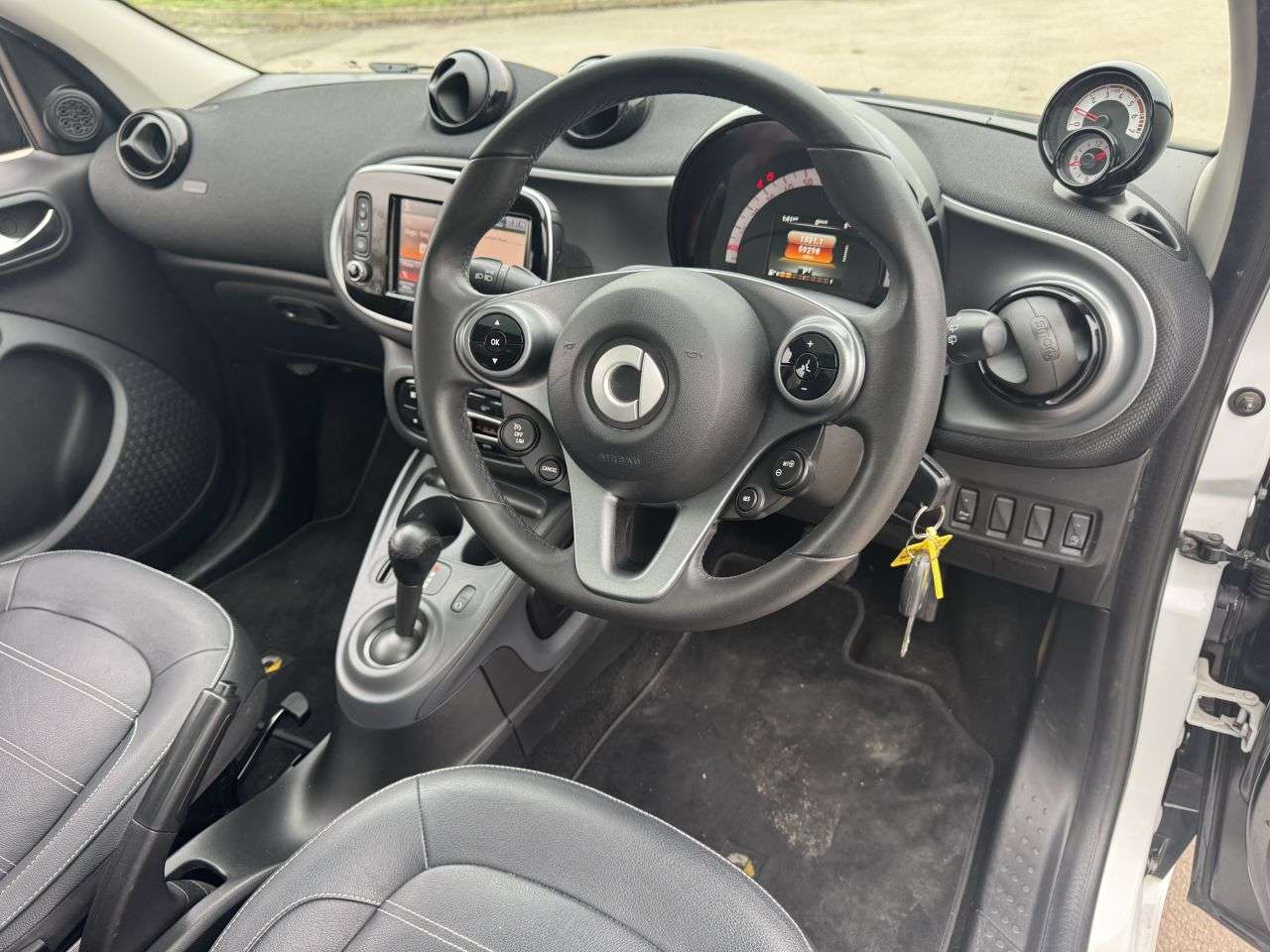 2015 SMART FORFOUR 2015 SMART FORFOUR