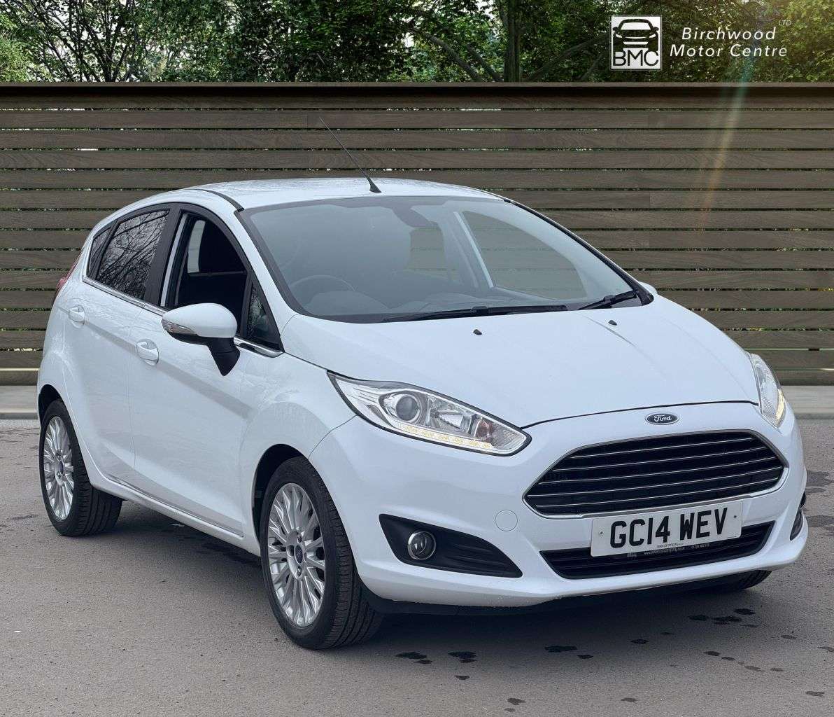 A 2014 FORD FIESTA 1.0T EcoBoost Titanium Hatchback 5dr Petrol Powershift Euro 5 (100 ps) A 2014 FORD FIESTA 1.0T EcoBoost Titanium Hatchback 5dr Petrol Powershift Euro 5 (100 ps)