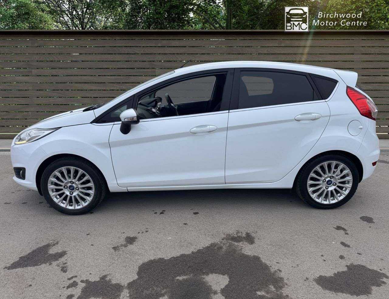 A 2014 FORD FIESTA 1.0T EcoBoost Titanium Hatchback 5dr Petrol Powershift Euro 5 (100 ps) A 2014 FORD FIESTA 1.0T EcoBoost Titanium Hatchback 5dr Petrol Powershift Euro 5 (100 ps)