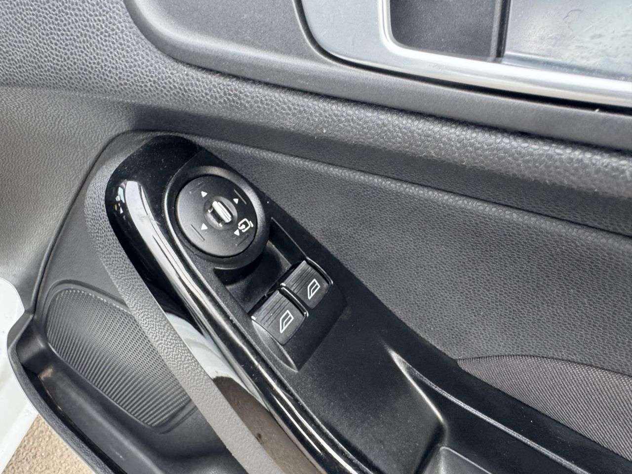 2014 FORD FIESTA 2014 FORD FIESTA