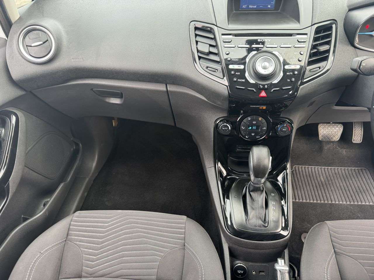 2014 FORD FIESTA 2014 FORD FIESTA