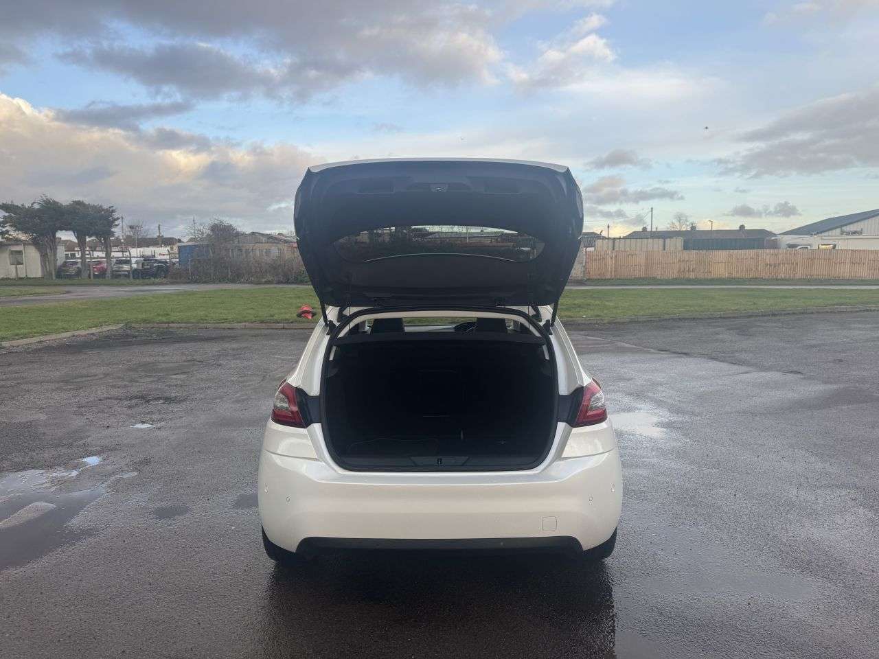 2019 PEUGEOT 308 2019 PEUGEOT 308