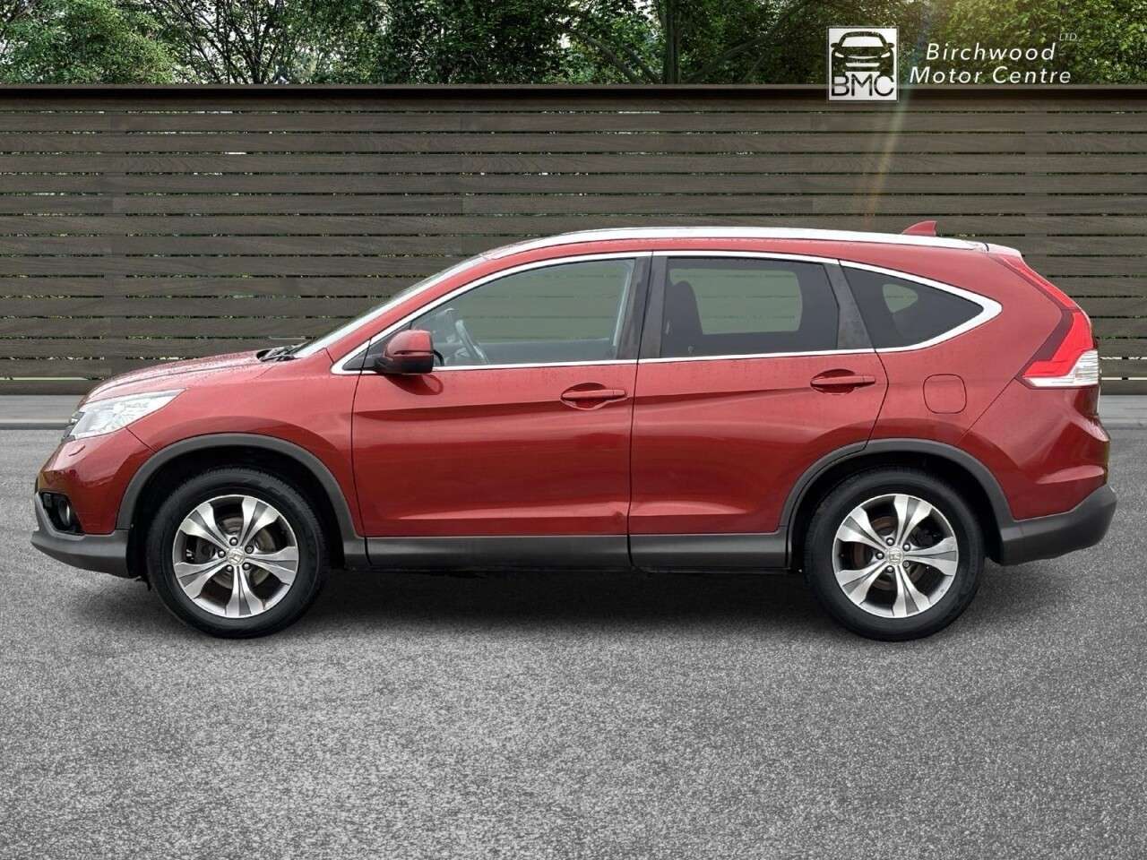 A 2015 HONDA CR-V 2.0 i-VTEC SR SUV 5dr Petrol Manual 4WD Euro 5 (s/s) (155 ps) A 2015 HONDA CR-V 2.0 i-VTEC SR SUV 5dr Petrol Manual 4WD Euro 5 (s/s) (155 ps)