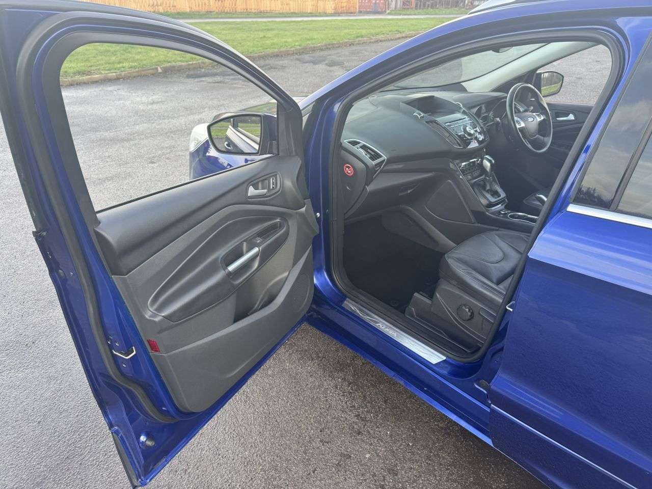 2015 FORD KUGA 2015 FORD KUGA