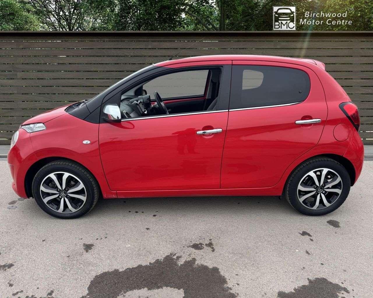 A 2017 CITROEN C1 1.0 VTi Flair Hatchback 5dr Petrol ETG5 Euro 6 (68 ps) FULL SERVICE HISTORY A 2017 CITROEN C1 1.0 VTi Flair Hatchback 5dr Petrol ETG5 Euro 6 (68 ps) FULL SERVICE HISTORY
