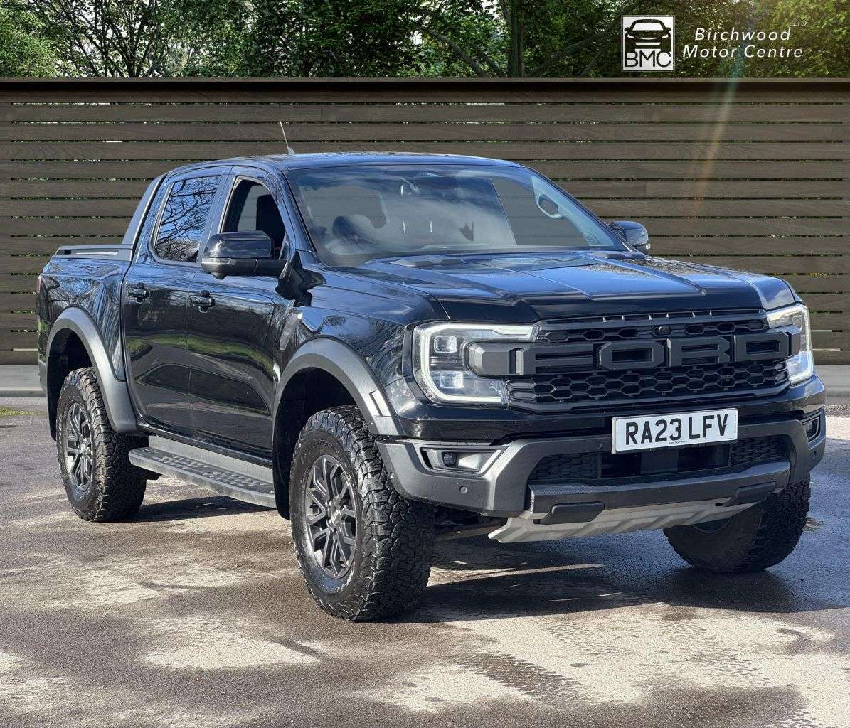 A 2023 FORD RANGER 3.0T V6 EcoBoost Raptor Pickup Double Cab 4dr Petrol Auto 4WD Euro 6 (s/s) A 2023 FORD RANGER 3.0T V6 EcoBoost Raptor Pickup Double Cab 4dr Petrol Auto 4WD Euro 6 (s/s)