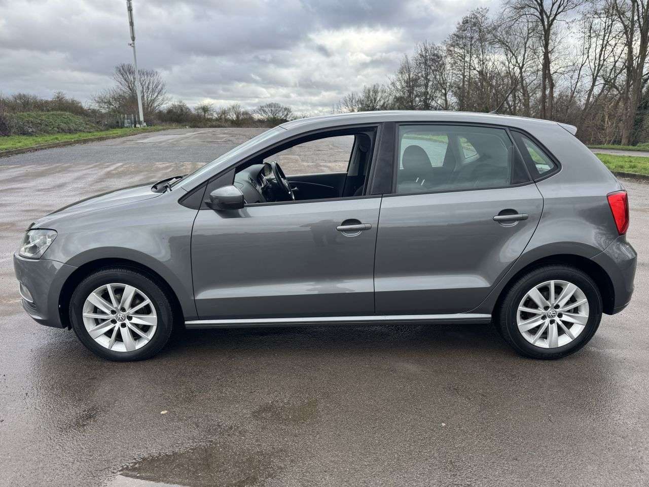 2015 VOLKSWAGEN POLO 2015 VOLKSWAGEN POLO