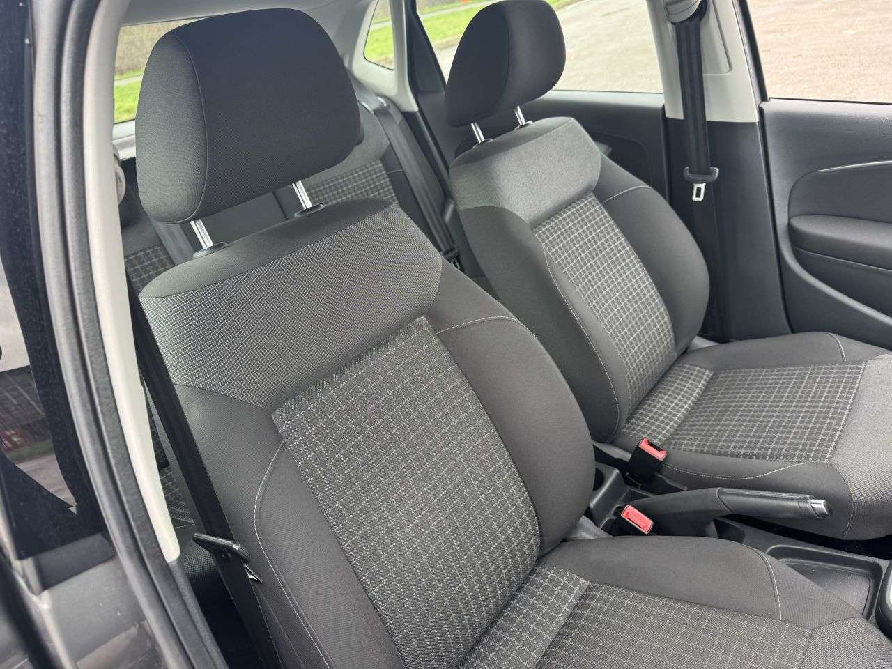 2015 VOLKSWAGEN POLO 2015 VOLKSWAGEN POLO