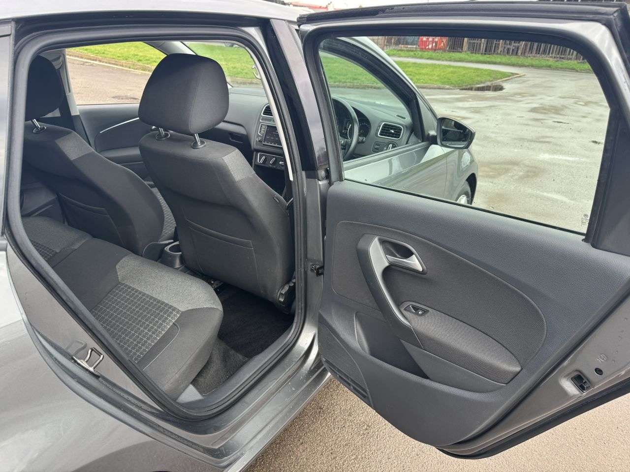 2015 VOLKSWAGEN POLO 2015 VOLKSWAGEN POLO