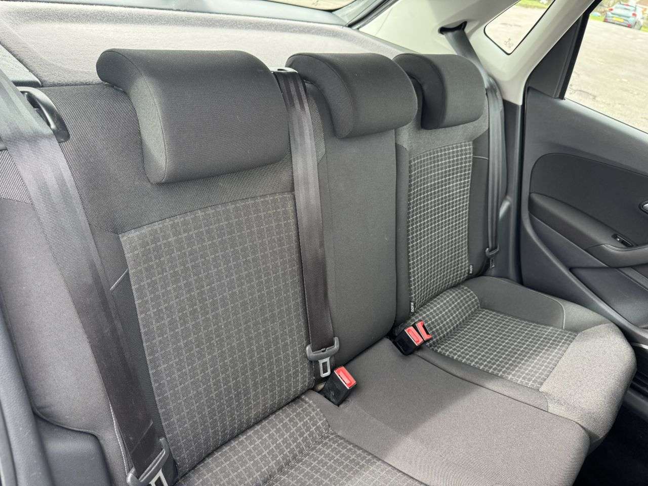 2015 VOLKSWAGEN POLO 2015 VOLKSWAGEN POLO