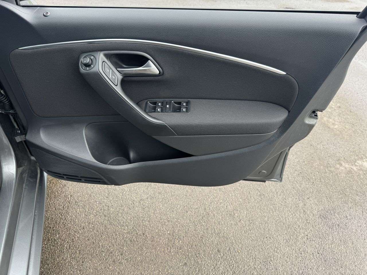 2015 VOLKSWAGEN POLO 2015 VOLKSWAGEN POLO