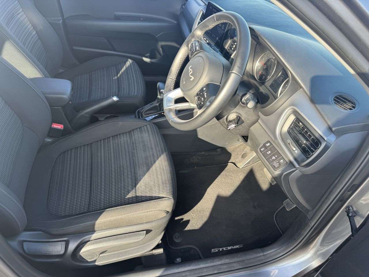 2024 KIA STONIC 2024 KIA STONIC