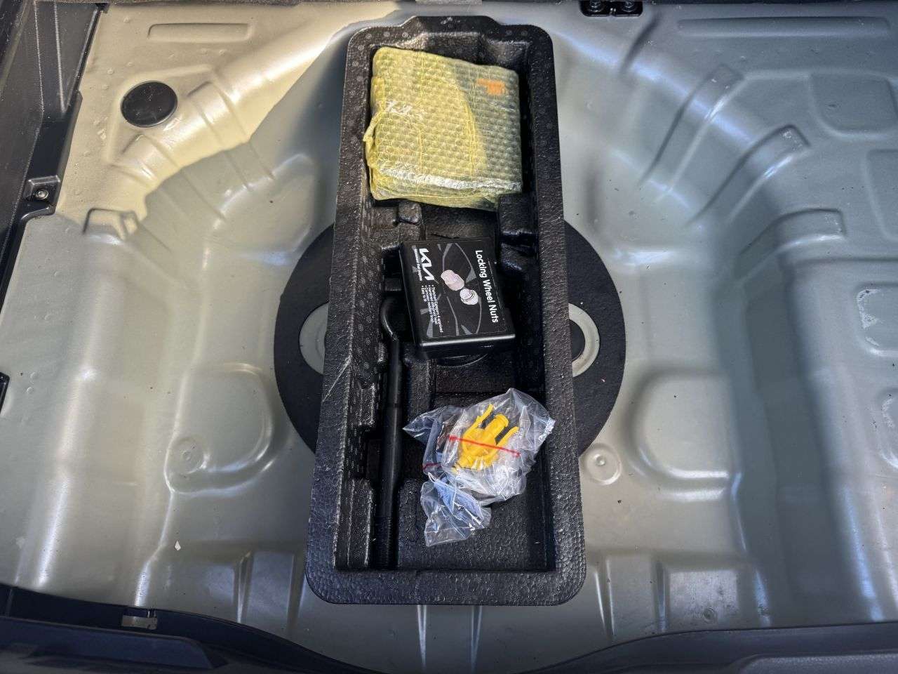 2024 KIA STONIC 2024 KIA STONIC