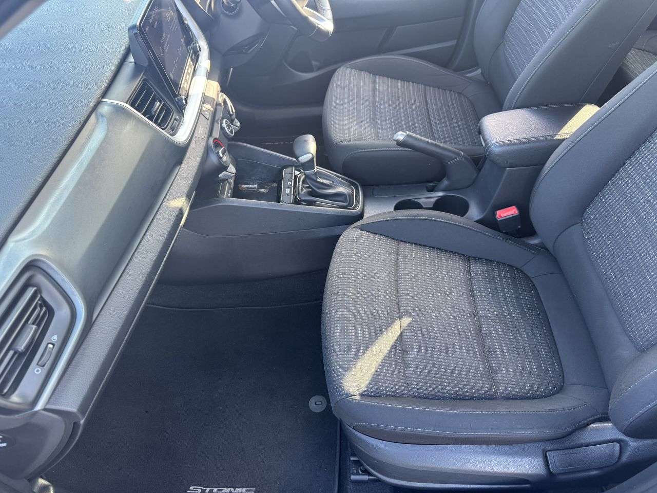 2024 KIA STONIC 2024 KIA STONIC