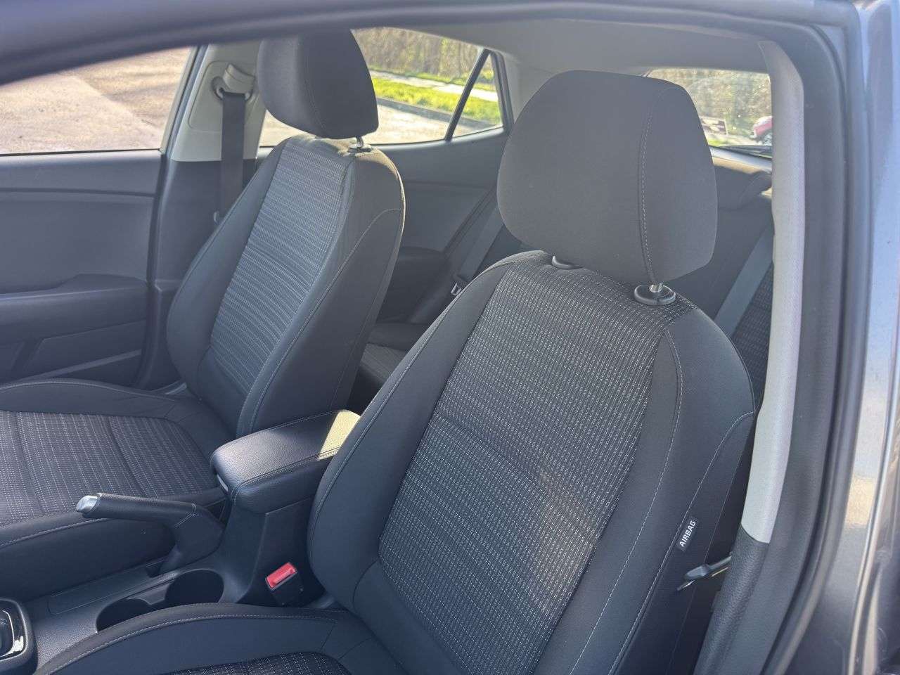 2024 KIA STONIC 2024 KIA STONIC