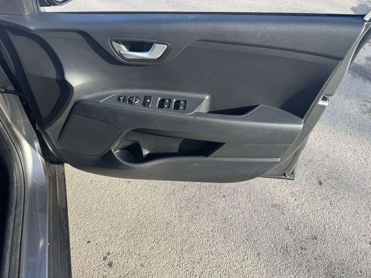 2024 KIA STONIC 2024 KIA STONIC