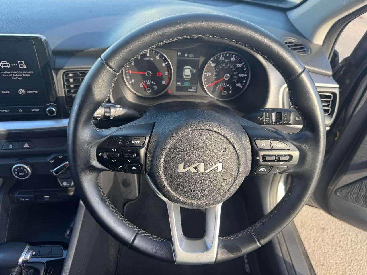 2024 KIA STONIC 2024 KIA STONIC