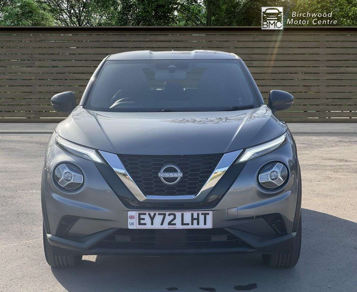 A 2022 NISSAN JUKE 1.0 DIG-T N-Connecta SUV 5dr Petrol DCT Auto Euro 6 (s/s) (114 ps) FULL SER A 2022 NISSAN JUKE 1.0 DIG-T N-Connecta SUV 5dr Petrol DCT Auto Euro 6 (s/s) (114 ps) FULL SER