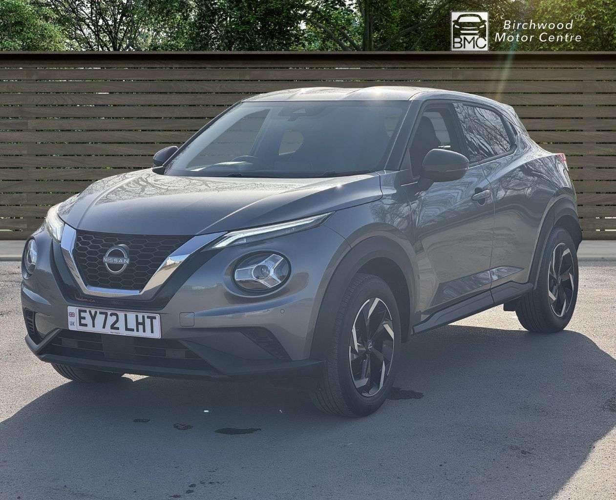 A 2022 NISSAN JUKE 1.0 DIG-T N-Connecta SUV 5dr Petrol DCT Auto Euro 6 (s/s) (114 ps) FULL SER A 2022 NISSAN JUKE 1.0 DIG-T N-Connecta SUV 5dr Petrol DCT Auto Euro 6 (s/s) (114 ps) FULL SER
