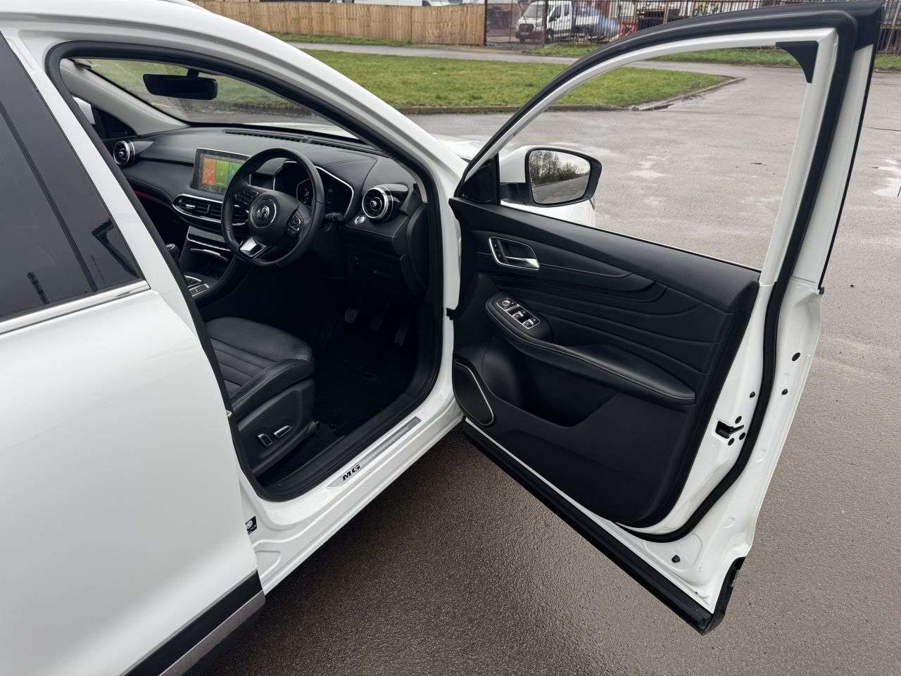 2023 MG MG HS 2023 MG MG HS