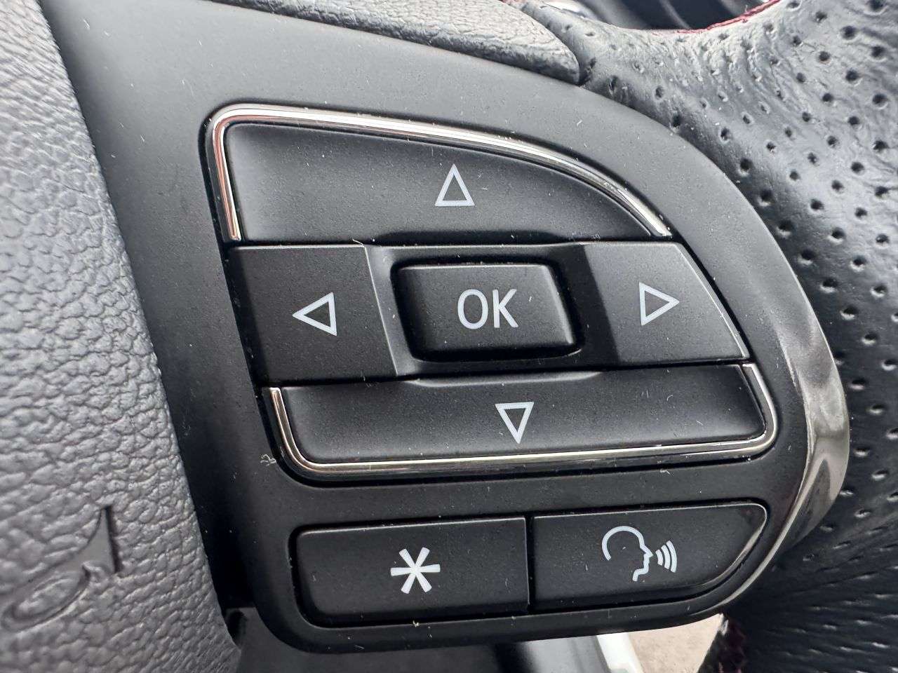 2023 MG MG HS 2023 MG MG HS