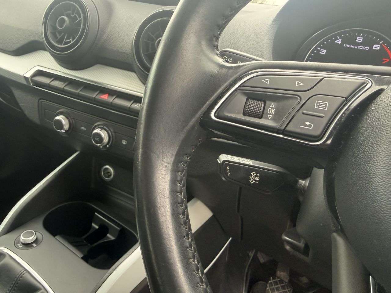 2017 AUDI Q2 2017 AUDI Q2