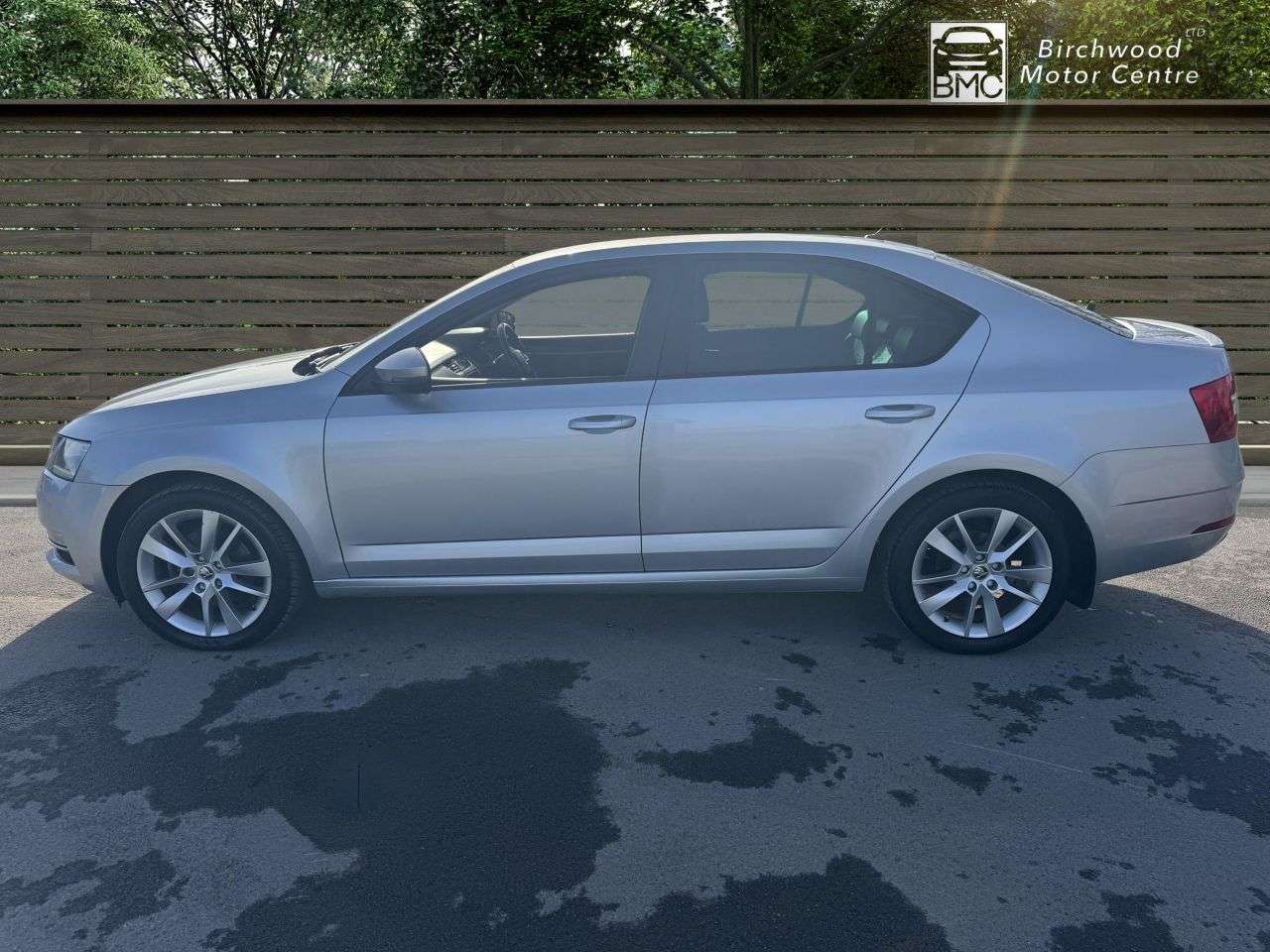 A 2018 SKODA OCTAVIA 1.5 TSI ACT SE L Hatchback 5dr Petrol DSG Euro 6 (s/s) (150 ps) SERVICE HIS A 2018 SKODA OCTAVIA 1.5 TSI ACT SE L Hatchback 5dr Petrol DSG Euro 6 (s/s) (150 ps) SERVICE HIS