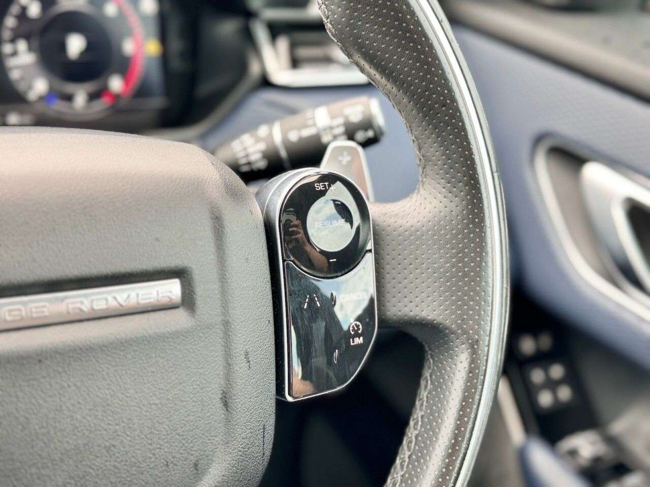 2017 LAND ROVER RANGE ROVER VELAR 2017 LAND ROVER RANGE ROVER VELAR