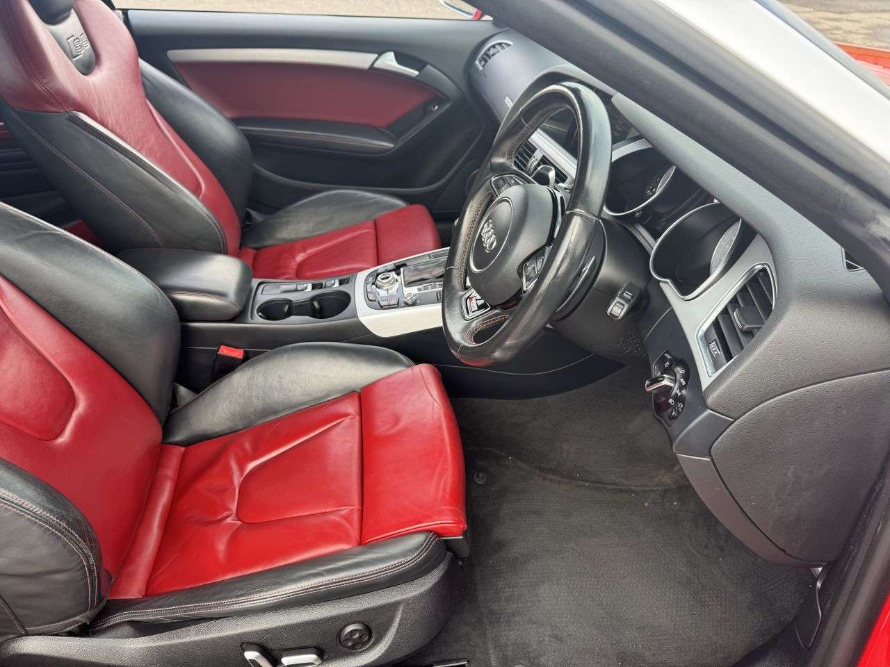 2015 AUDI S5 2015 AUDI S5