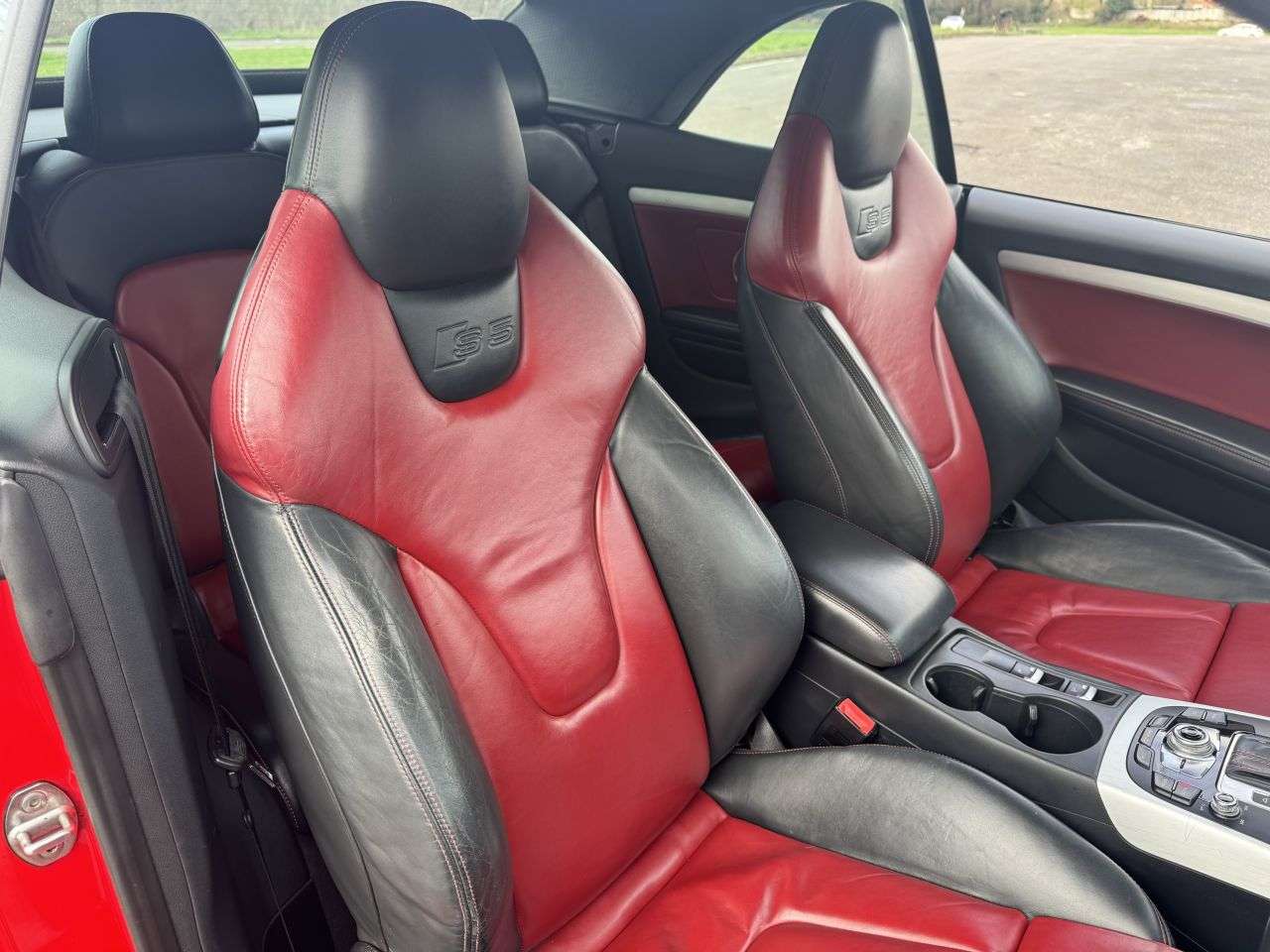 2015 AUDI S5 2015 AUDI S5