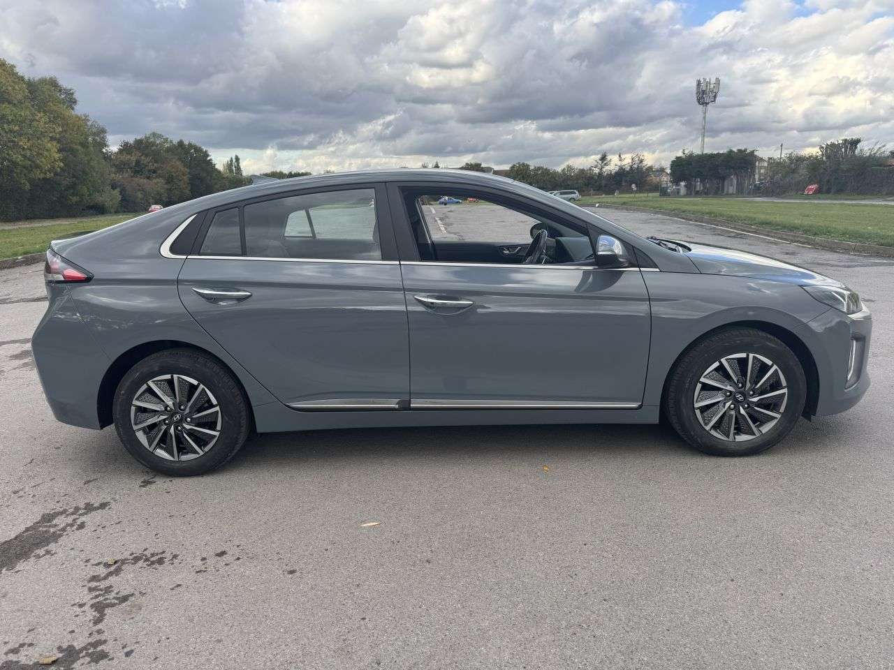 0 HYUNDAI IONIQ 0 HYUNDAI IONIQ